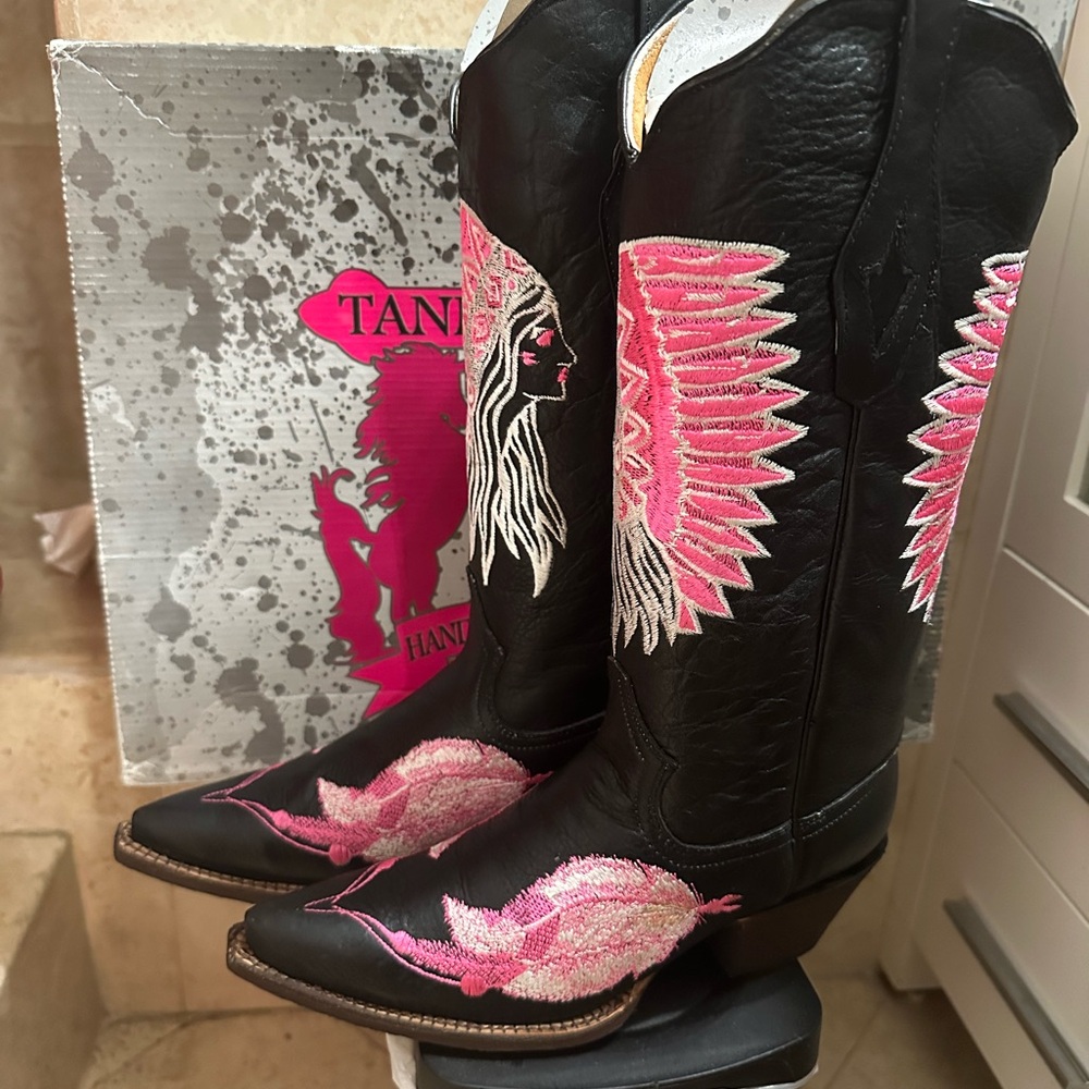 Women's Black and Pink Embroidered Western Boots